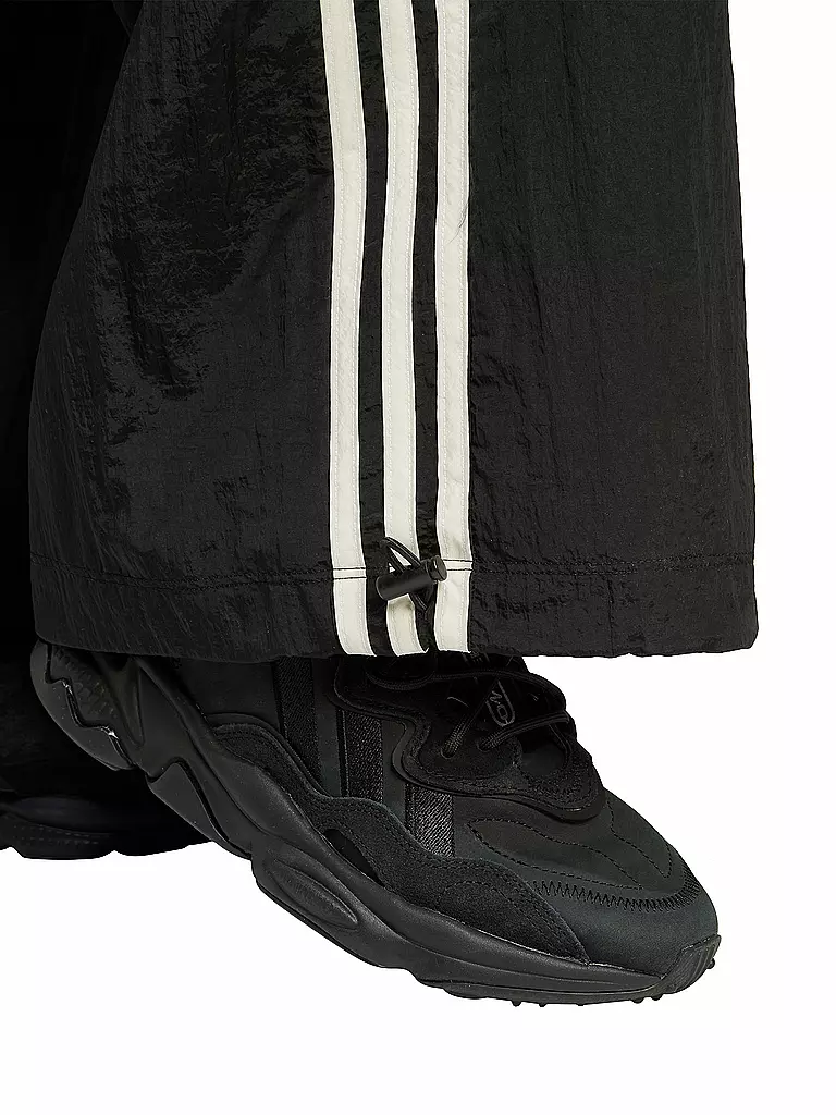 ADIDAS ORIGINALS | Jogginghose ATLANTA | schwarz