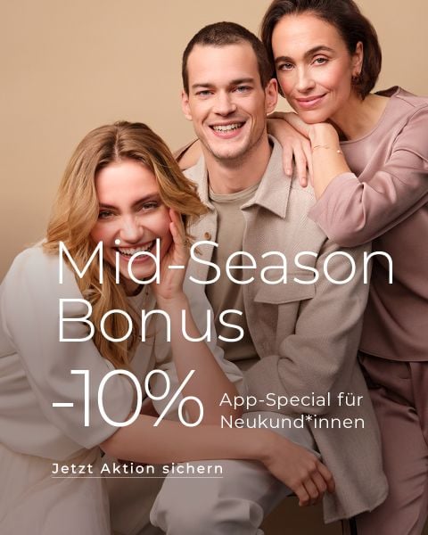 Drei lächelnde Personen, die gemeinsam posieren, dazu der Text: „Mid-Season-Bonus – 10 % App-Special für Neukund*innen – Jetzt Aktion sichern“.
