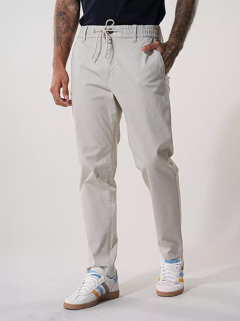 BOSS | Chino Tapered Fit  | beige