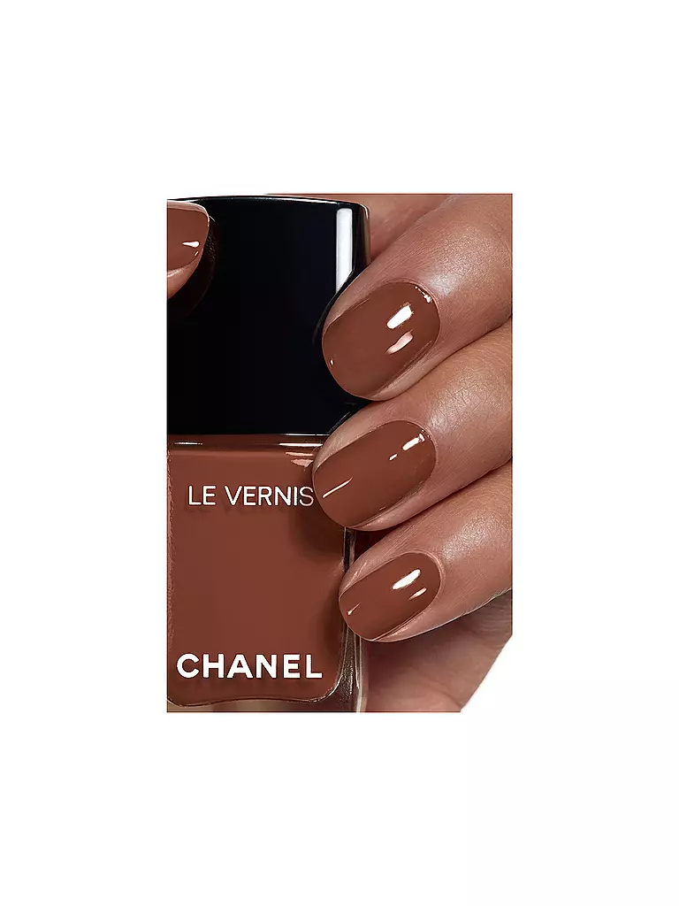 CHANEL | NAGELLACK – FARBE UND GLANZ MIT LANGEM HALT | gold