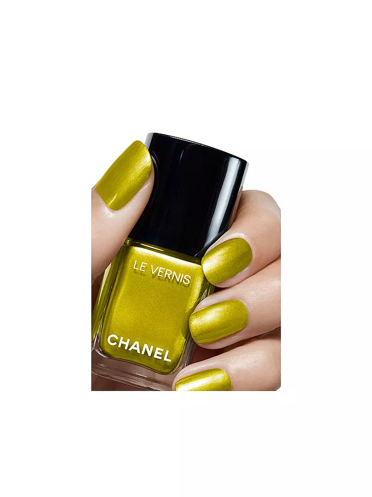 CHANEL | NAGELLACK – FARBE UND GLANZ MIT LANGEM HALT | beere