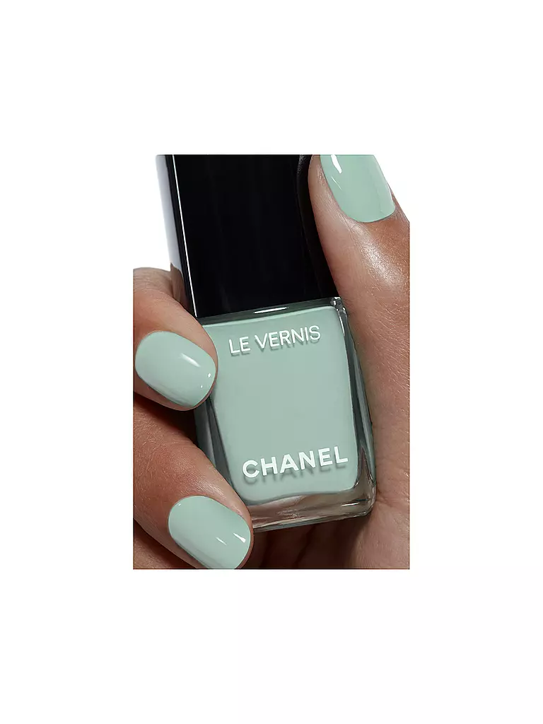 CHANEL | NAGELLACK – FARBE UND GLANZ MIT LANGEM HALT | rot