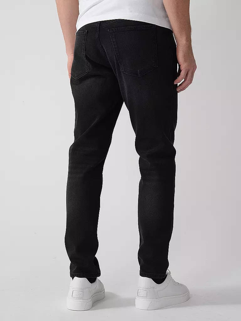 HUGO | Jeans Tapered Fit | schwarz