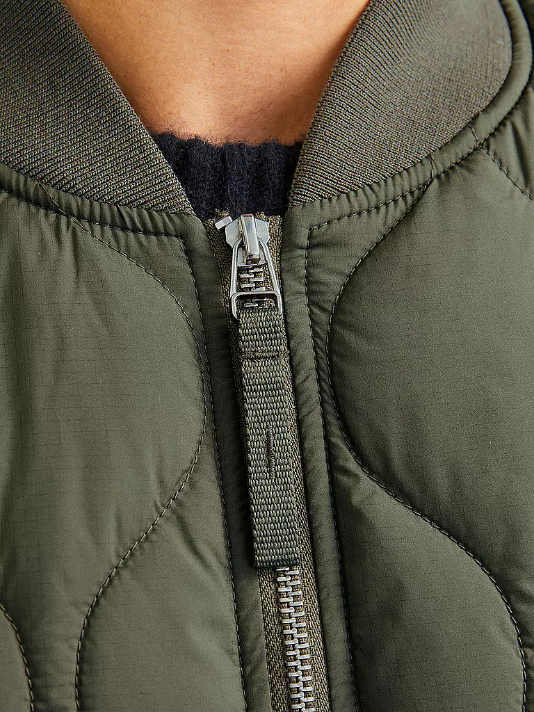 JACK & JONES | Steppgilet JJKODA | olive