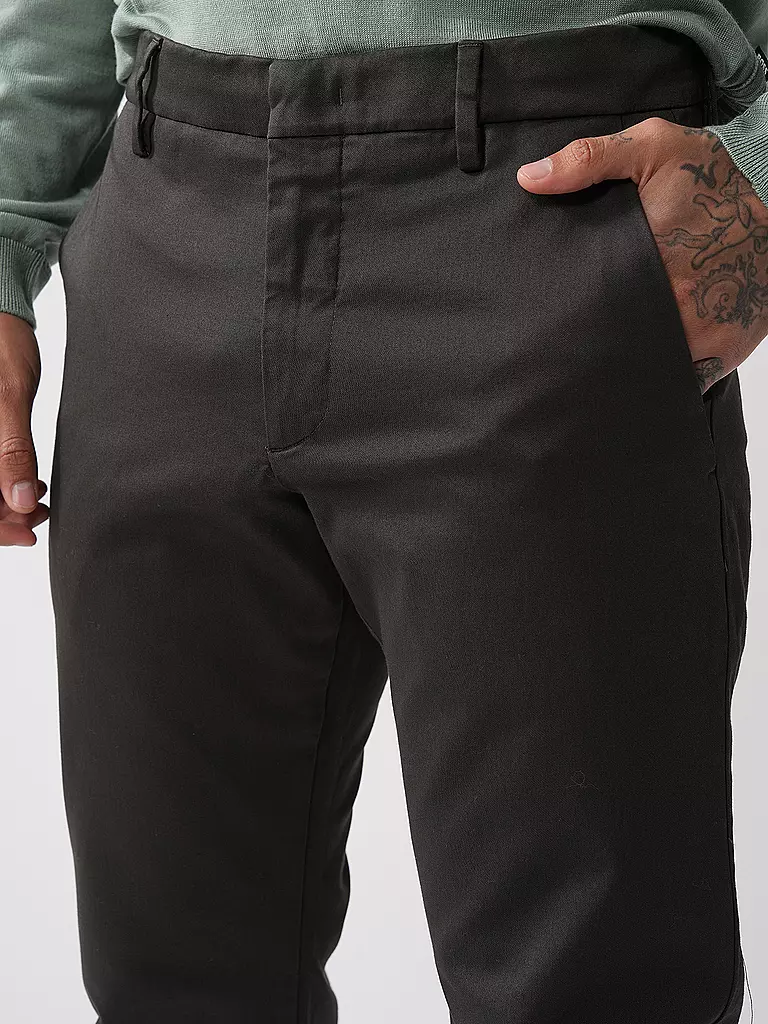 NN.07 | Chino THEO  | olive