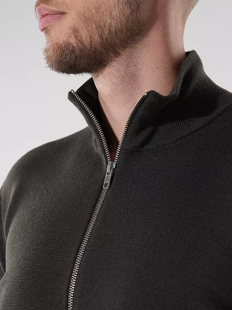 NN.07 | Pullover HARALD | olive