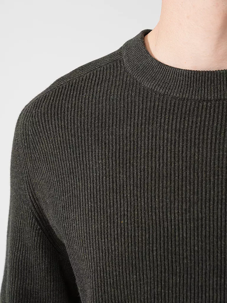 NN.07 | Pullover KEVIN | olive