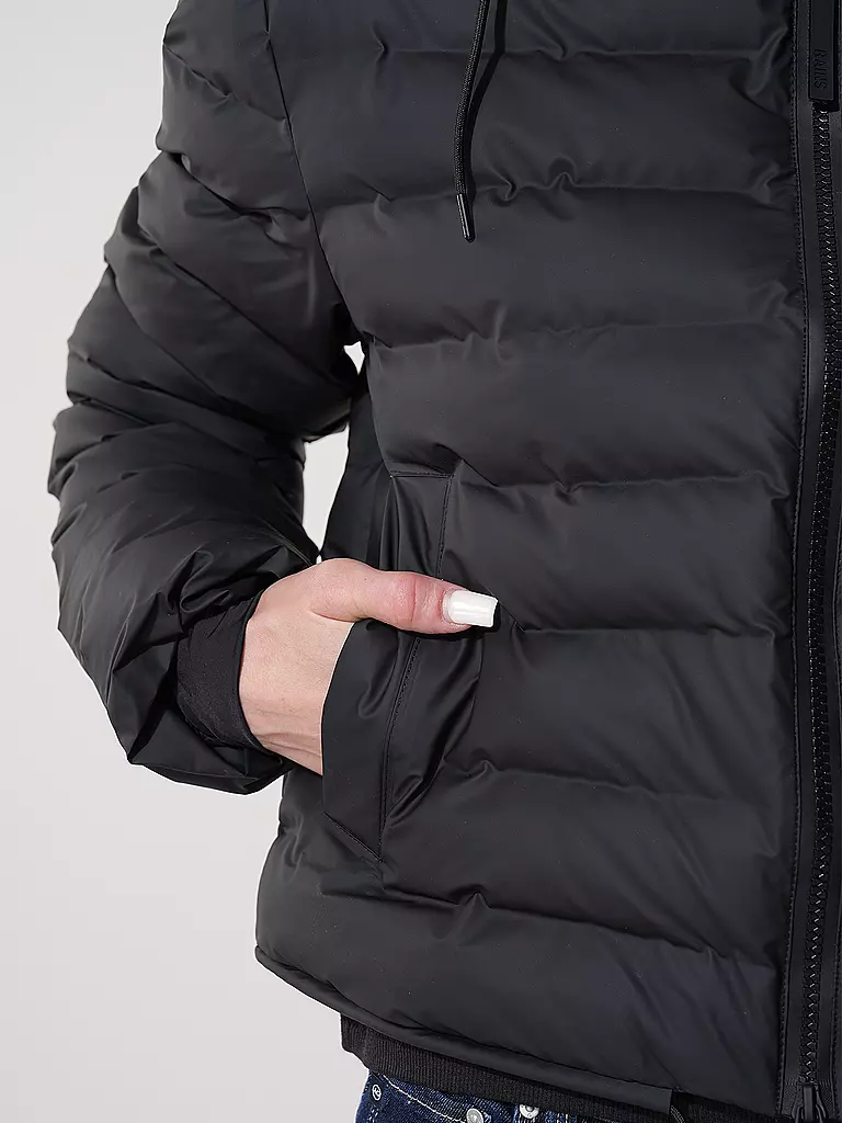 RAINS | Steppjacke LOHJA SHORT PUFFER JACKET | schwarz