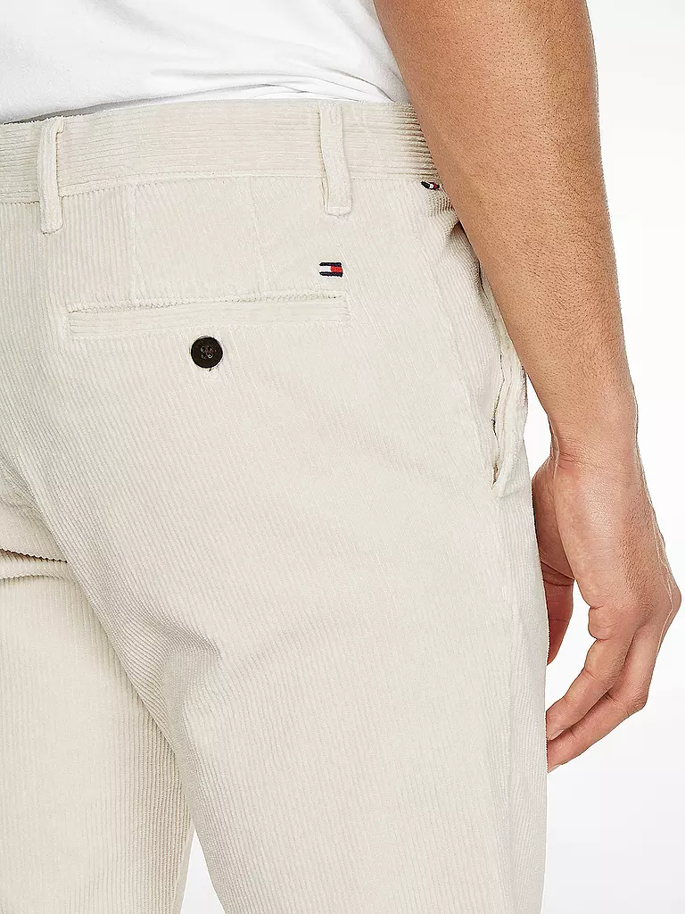 TOMMY HILFIGER | Chino - Cordhose DENTON | weiss