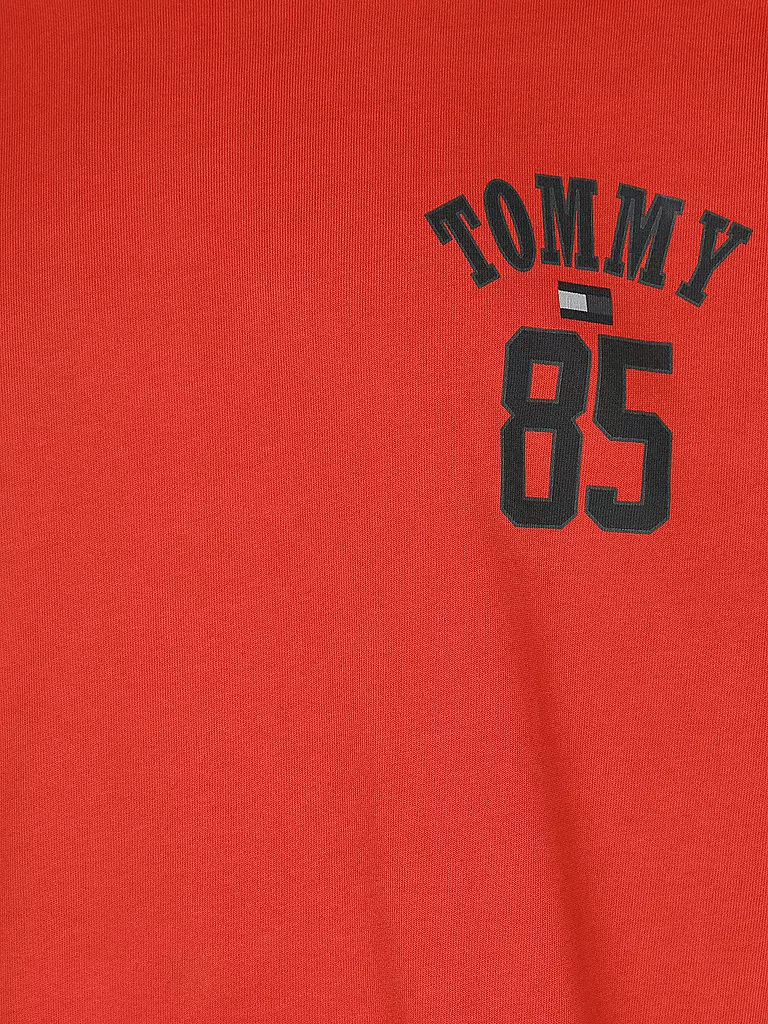 TOMMY JEANS | T-Shirt REMASTERED 1985 | schwarz