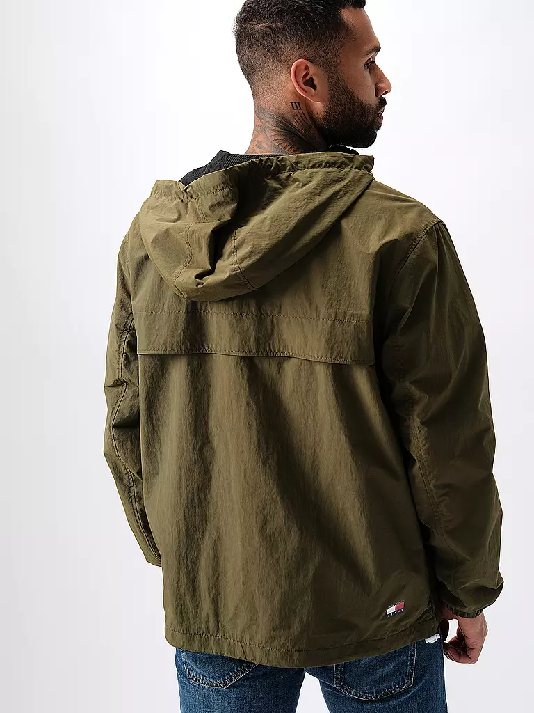 TOMMY JEANS | Windbreaker CHICAGO | olive