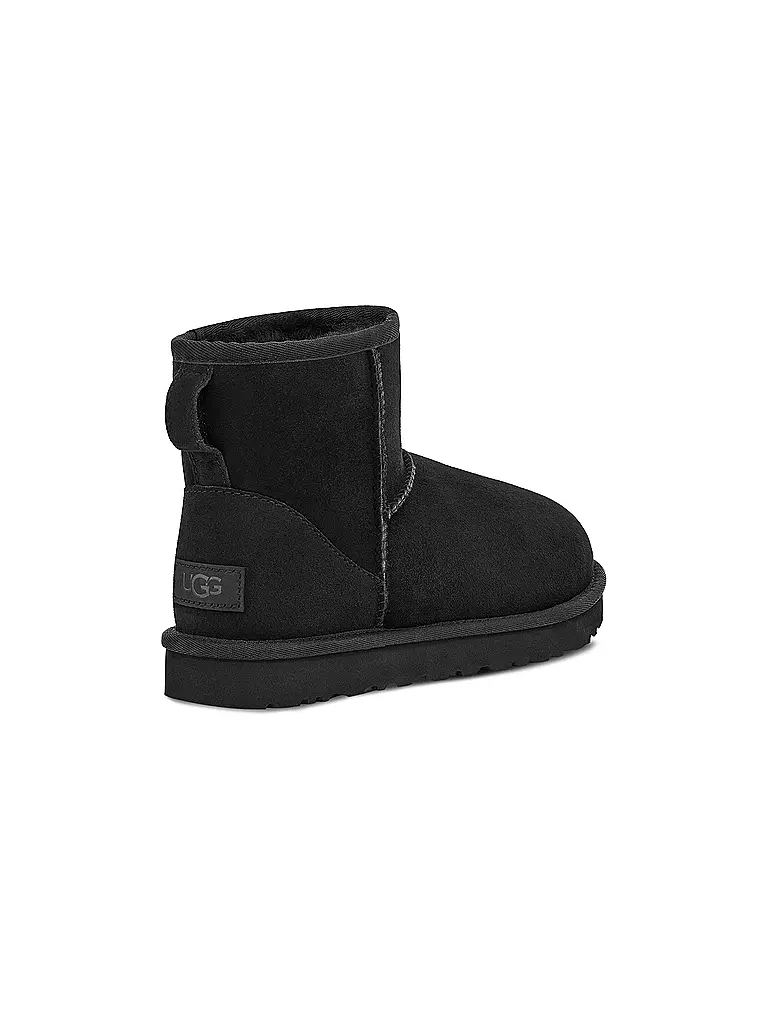 UGG | Boots CLASSIC MINI II | schwarz