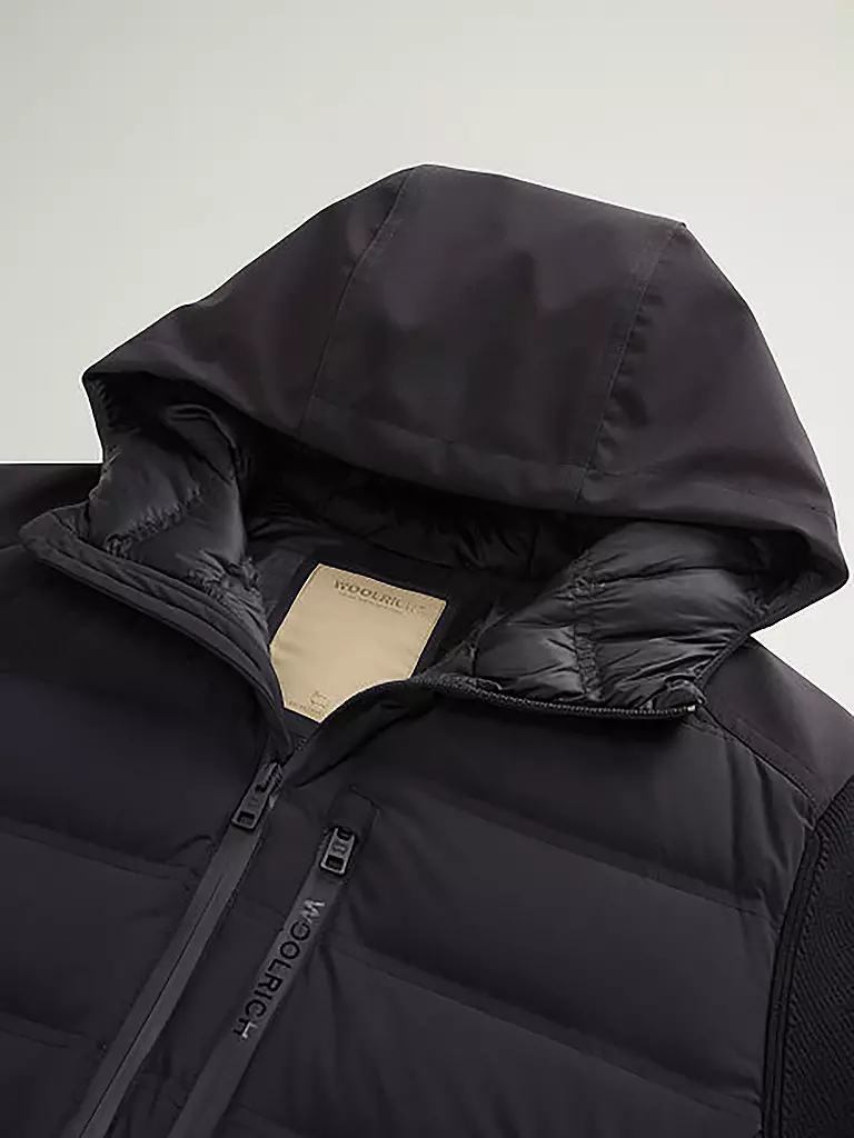 WOOLRICH | Hybridjacke BERING | schwarz